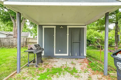 460 Southgate Drive Greenwood IN 46143