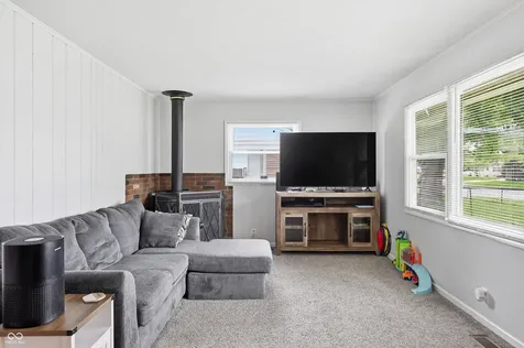 460 Southgate Drive Greenwood IN 46143