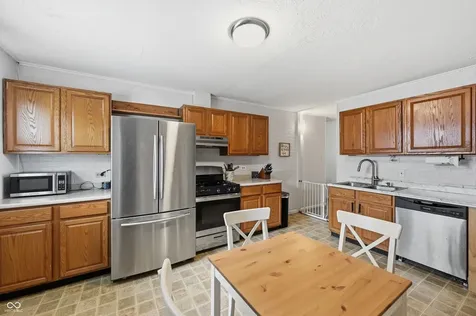 460 Southgate Drive Greenwood IN 46143