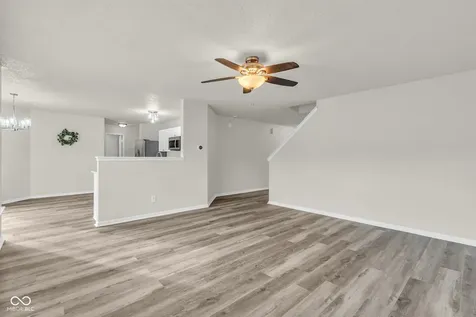 10330 Split Rock Way Indianapolis IN 46234