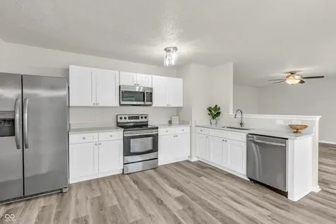 10330 Split Rock Way Indianapolis IN 46234