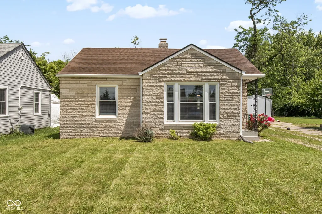 1413 Wallace Avenue Indianapolis IN 46201