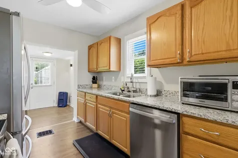 1413 Wallace Avenue Indianapolis IN 46201