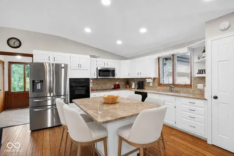 709 Shoreline Drive Cicero IN 46034