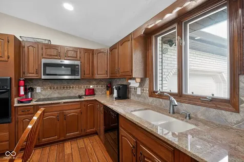 709 Shoreline Drive Cicero IN 46034