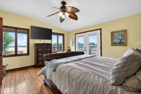 709 Shoreline Drive Cicero IN 46034