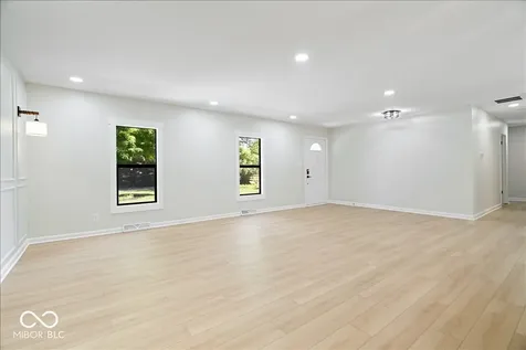 6102 Forest View Drive Indianapolis IN 46228