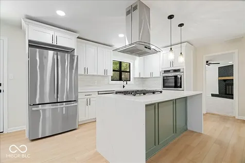 6102 Forest View Drive Indianapolis IN 46228