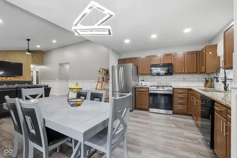 4416 Sunshine Avenue Indianapolis IN 46228