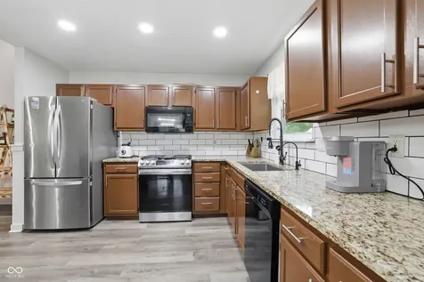 4416 Sunshine Avenue Indianapolis IN 46228