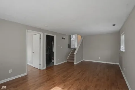 10256 Arapahoe Drive Indianapolis IN 46235