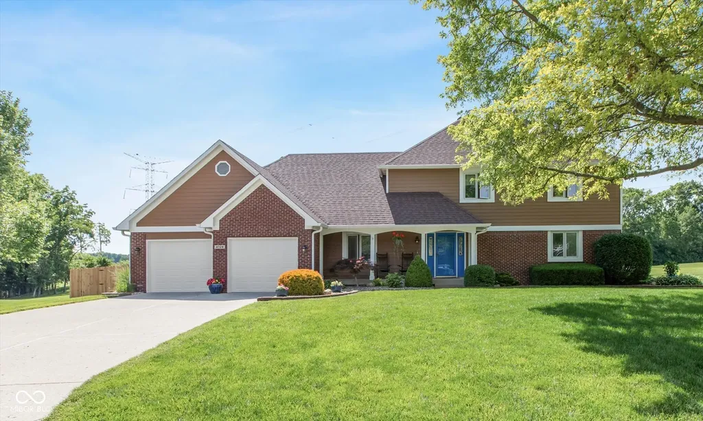 4724 W Hunters Ridge Lane Greenwood IN 46143