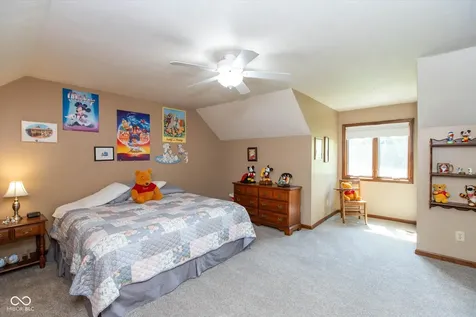 4724 W Hunters Ridge Lane Greenwood IN 46143