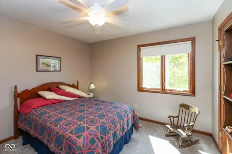 4724 W Hunters Ridge Lane Greenwood IN 46143
