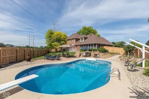 4724 W Hunters Ridge Lane Greenwood IN 46143