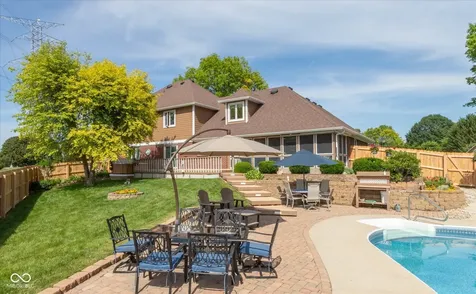 4724 W Hunters Ridge Lane Greenwood IN 46143
