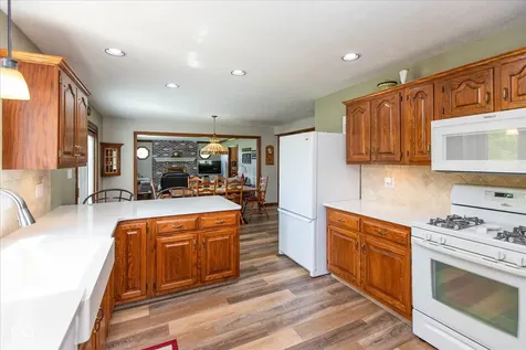 4724 W Hunters Ridge Lane Greenwood IN 46143