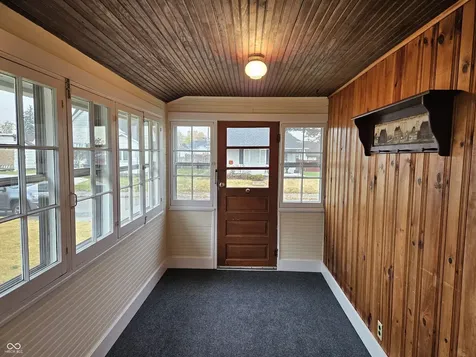 1623 S K Street Elwood IN 46036