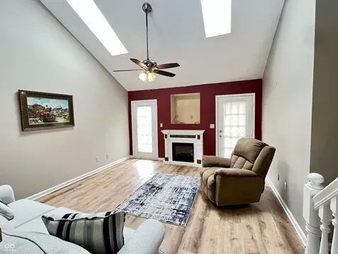 1204 Worcester Way Greenfield IN 46140