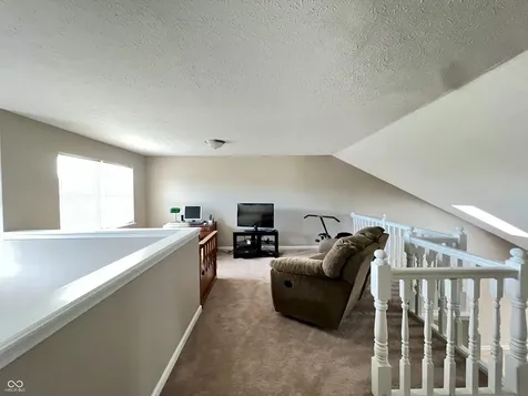 1204 Worcester Way Greenfield IN 46140