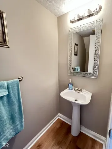 1204 Worcester Way Greenfield IN 46140