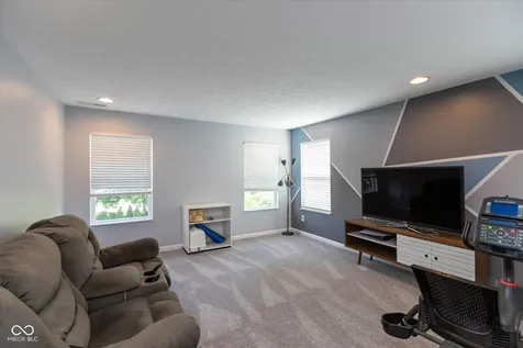 1225 Old Vines Trail Greenwood IN 46143