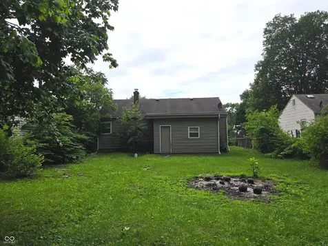 2011 W Kessler Blvd N Drive Indianapolis IN 46222