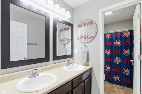 18195 Pennsy Way Westfield IN 46074