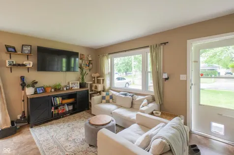 115 Brookside Drive Whiteland IN 46184
