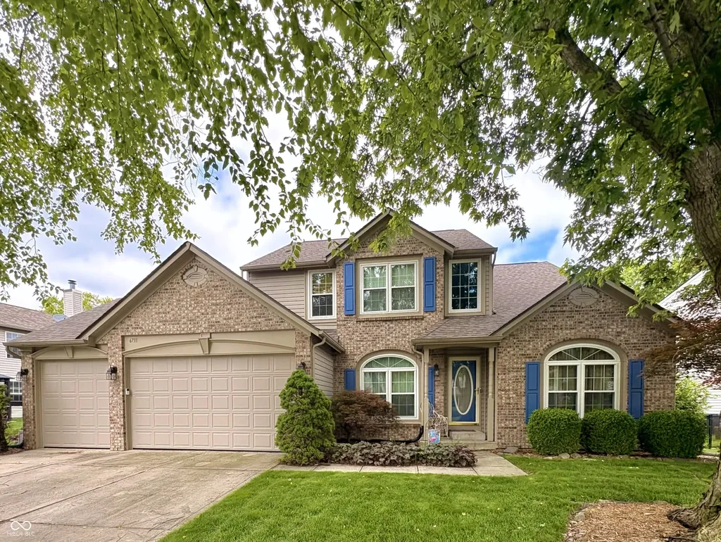 6733 Berkshire Drive Zionsville IN 46077