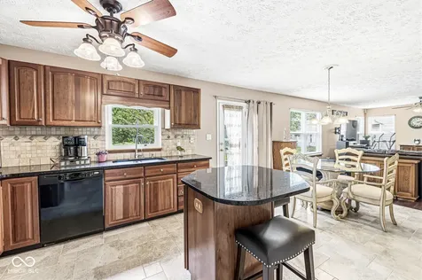 6733 Berkshire Drive Zionsville IN 46077