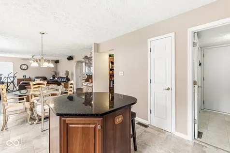 6733 Berkshire Drive Zionsville IN 46077