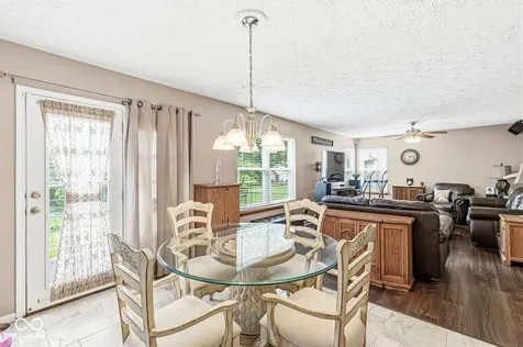 6733 Berkshire Drive Zionsville IN 46077