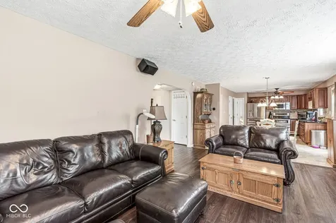 6733 Berkshire Drive Zionsville IN 46077