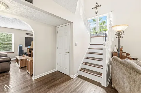 6733 Berkshire Drive Zionsville IN 46077