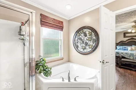 6733 Berkshire Drive Zionsville IN 46077