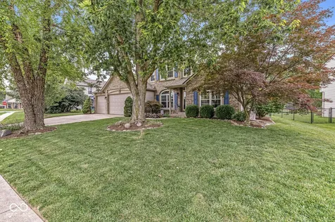 6733 Berkshire Drive Zionsville IN 46077