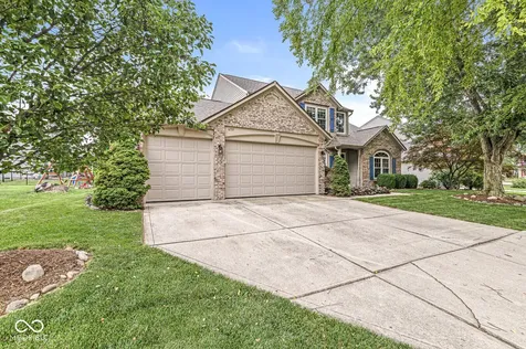 6733 Berkshire Drive Zionsville IN 46077