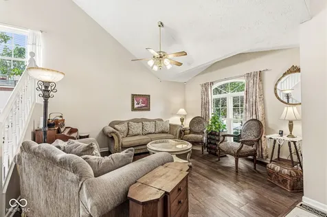 6733 Berkshire Drive Zionsville IN 46077