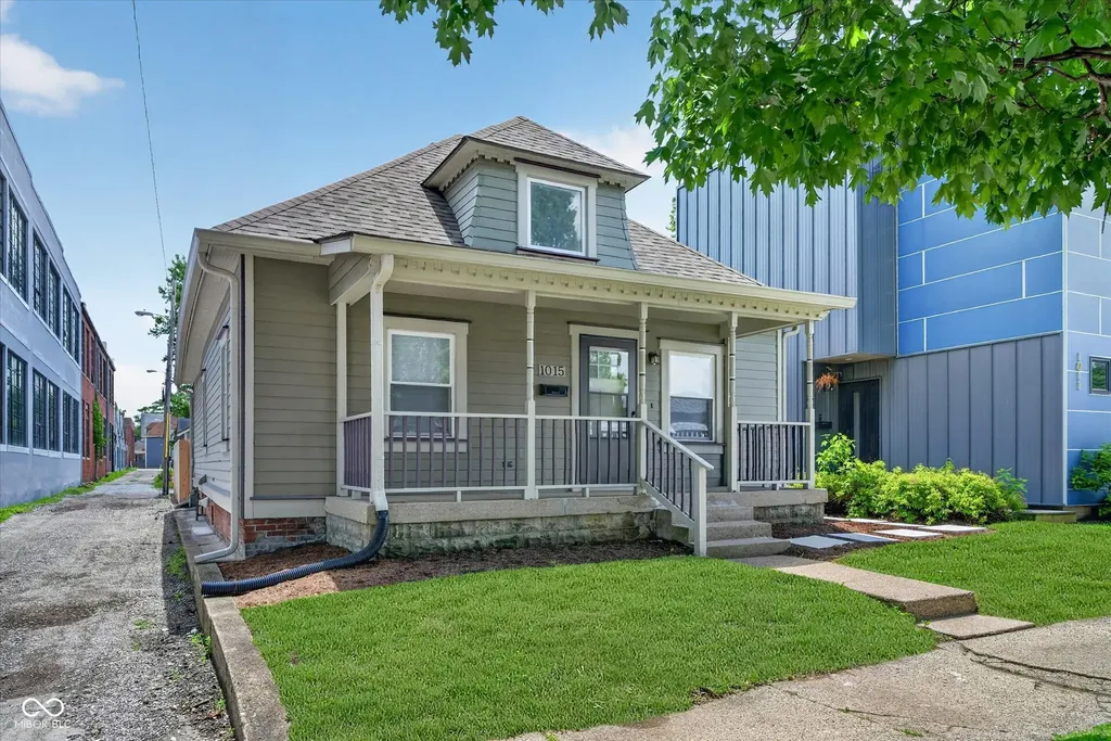 1015 Sanders Street Indianapolis IN 46203