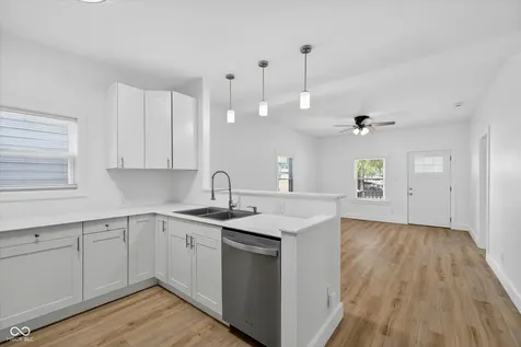 1015 Sanders Street Indianapolis IN 46203