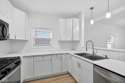 1015 Sanders Street Indianapolis IN 46203