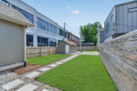1015 Sanders Street Indianapolis IN 46203