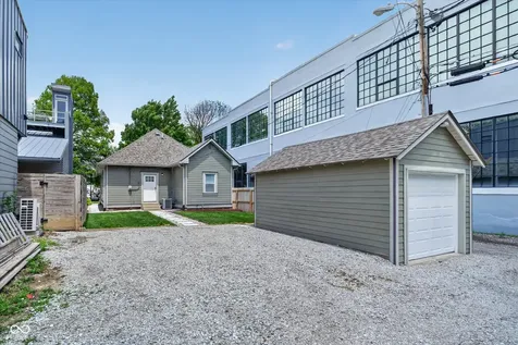 1015 Sanders Street Indianapolis IN 46203