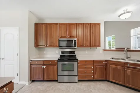 10862 Chestnut Heath Court Noblesville IN 46060