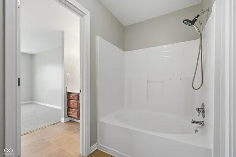 10862 Chestnut Heath Court Noblesville IN 46060