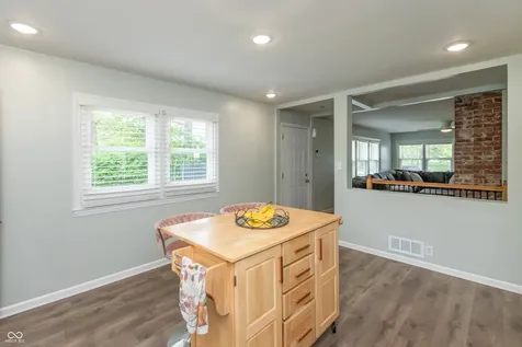 5621 E 16th Street Indianapolis IN 46218