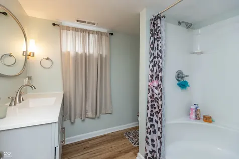 5621 E 16th Street Indianapolis IN 46218