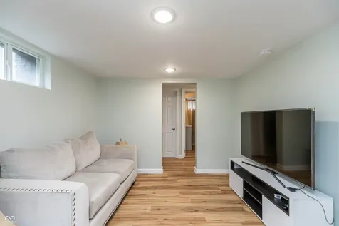 5621 E 16th Street Indianapolis IN 46218