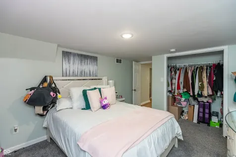 5621 E 16th Street Indianapolis IN 46218